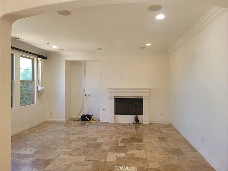 55 Valley Ter — Photo 16