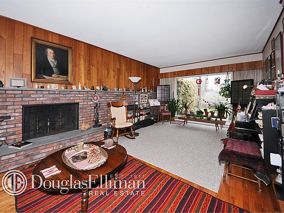 2nd image of 413 Littleworth Ln