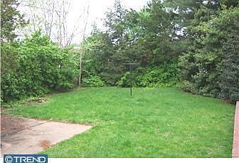 2nd image of 2837 Holme Ave