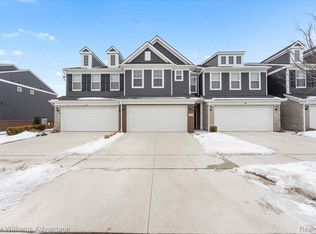 4794 Broomfield Way, Lake Orion, MI 48359