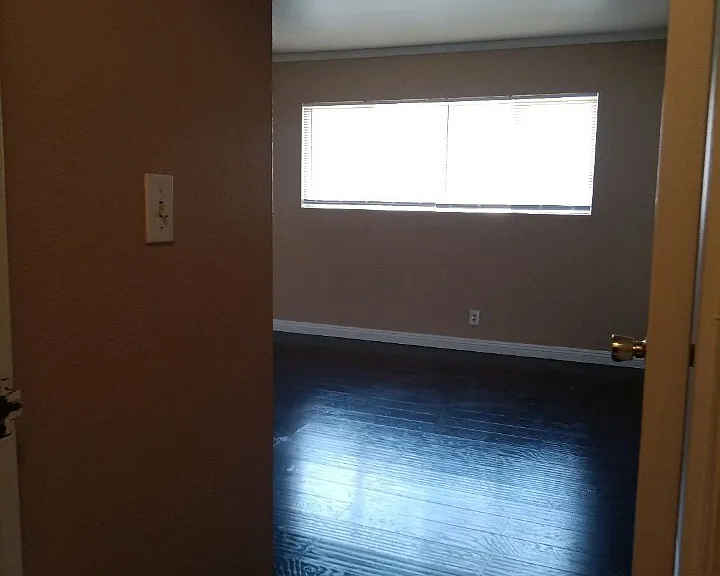 4549 Oakdale Ave — Photo 12