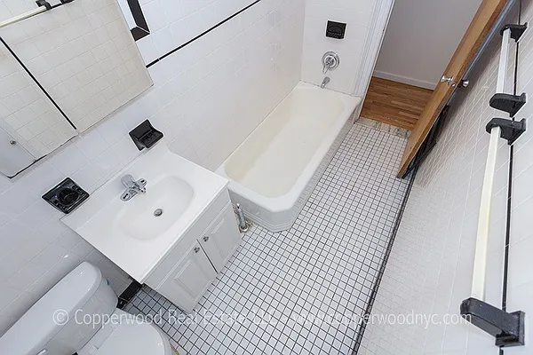 Rented by Copperwood Real Estate | media 39