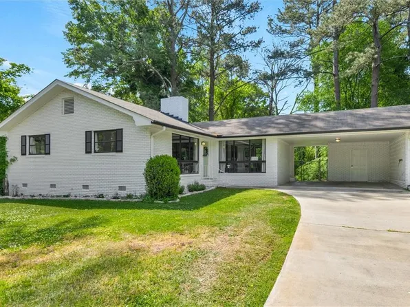 245 Lunie Dr SW, Mableton, GA 30126