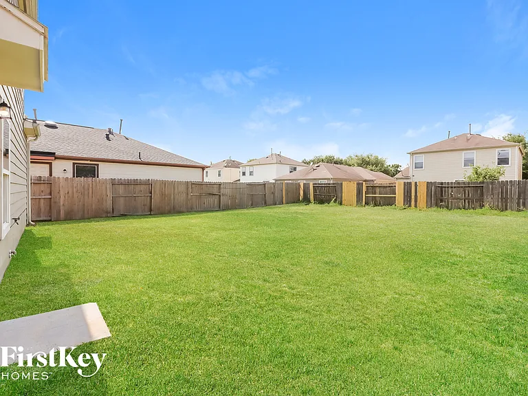 802 Eagles Glide Dr — Photo 15