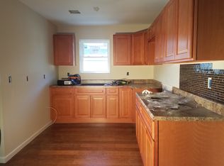 359 S 7th Ave #2, Mount Vernon, NY 10550