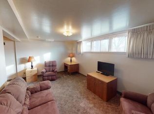 222 N 12th St #2, Bismarck, ND 58501