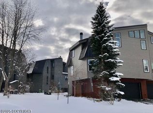 1854 Buccaneer Pl, Anchorage, AK 99501
