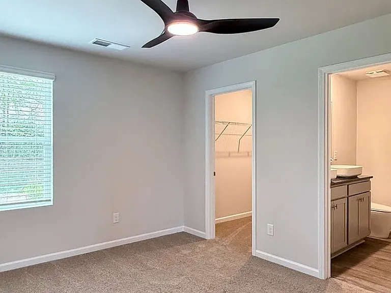 3276 Hamlet Loop — Photo 9