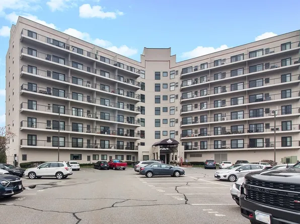 133 Commander Shea Blvd APT 513, Quincy, MA 02171