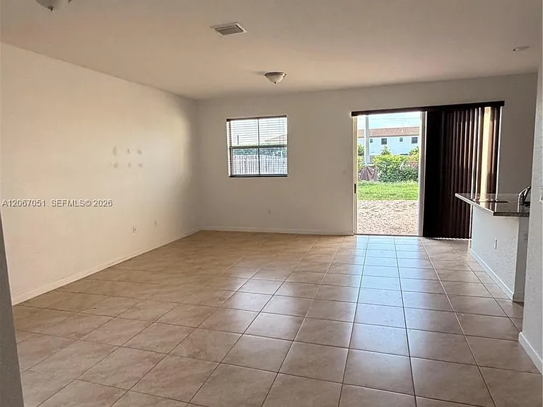 11851 SW 248th Ter — Photo 9