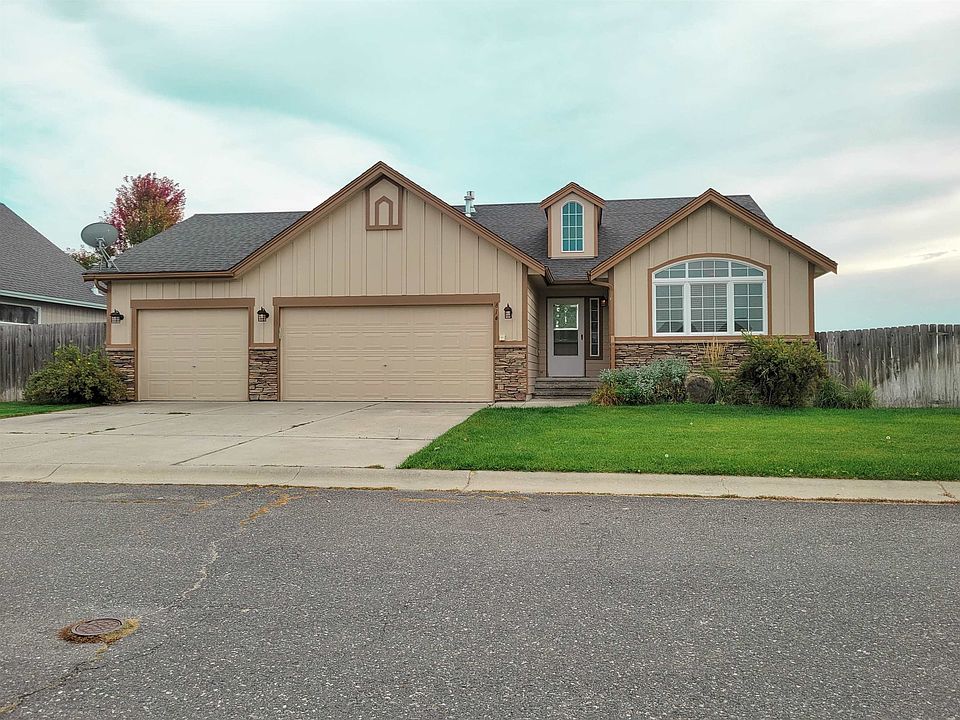 1st image of 814 N Oasis Ave