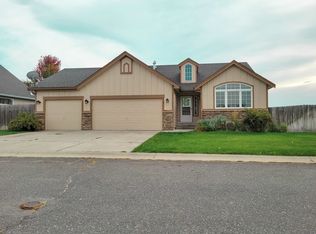 814 N Oasis Ave, Deer Park, WA 99006