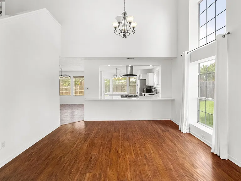 12701 Tantara Dr — Photo 4