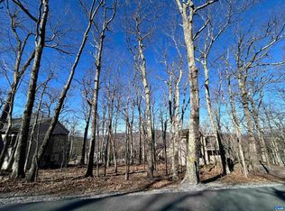 421 Blackrock Dr, Roseland, VA 22967