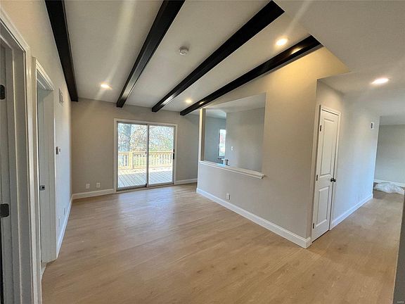 4th image of 3637 Cordes Dr