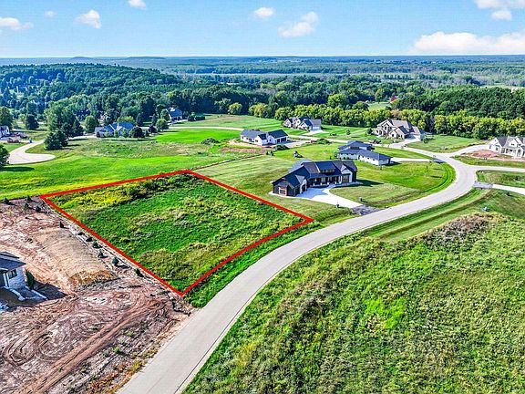 2nd image of Hackberry Hills Rd #33