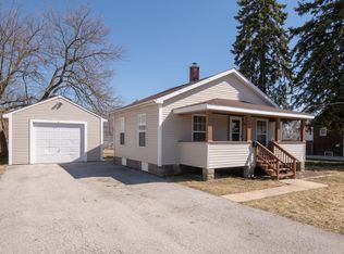 641 Morton Ave, Aurora, IL 60506