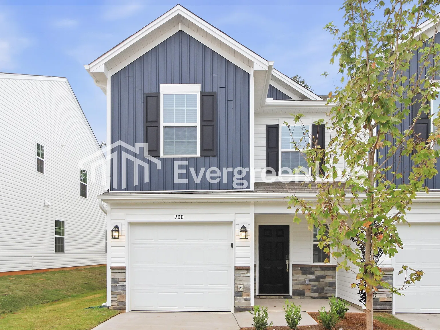 3 bed, 3.0 bath, 1423 sqft, $1,565 — Photo 4
