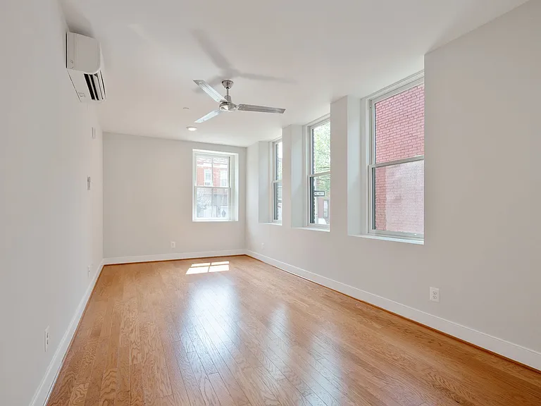 3233 O'Donnell St — Photo 10