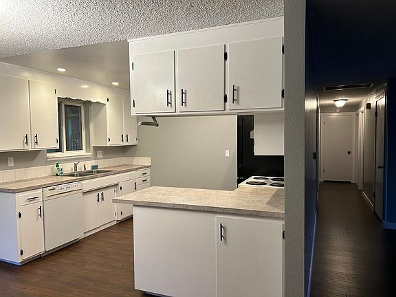 4th image of 4455 S 170th St