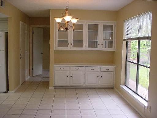 3rd image of 13227 HILL FOREST DR