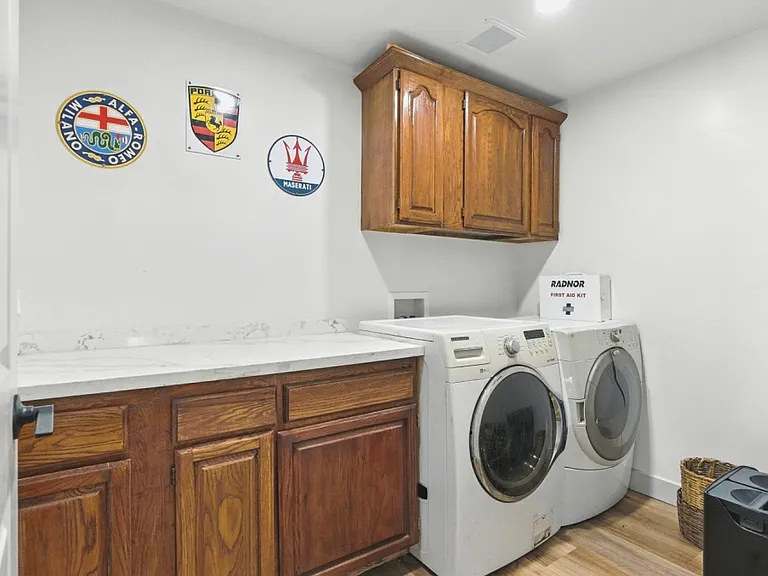 154 Clover St #A — Photo 7