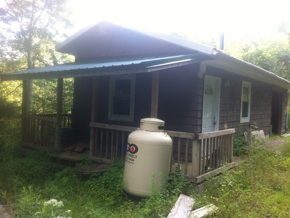 2nd image of 3565 Creek Rd