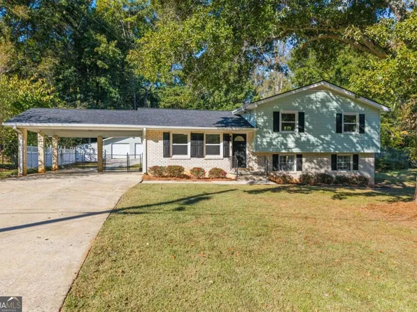 7425 Rountree Dr, Riverdale, GA 30274