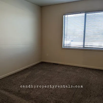 629 Presidents Pl #1 — Photo 13