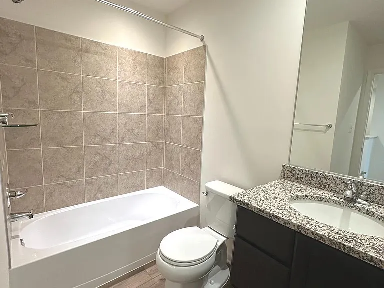93 Stafford Pl — Photo 19