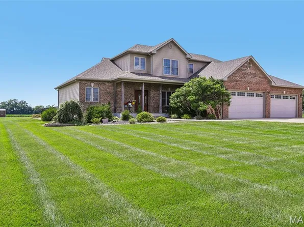 4389 Wagner Rd, Marine, IL 62061