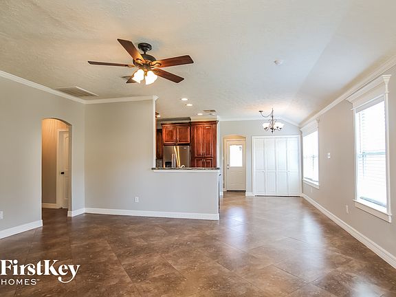 3rd image of 18412 Sunrise Pines Dr