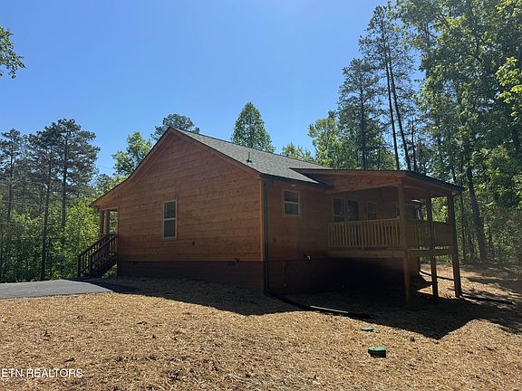 4th image of 4002 Wears Cove Rd