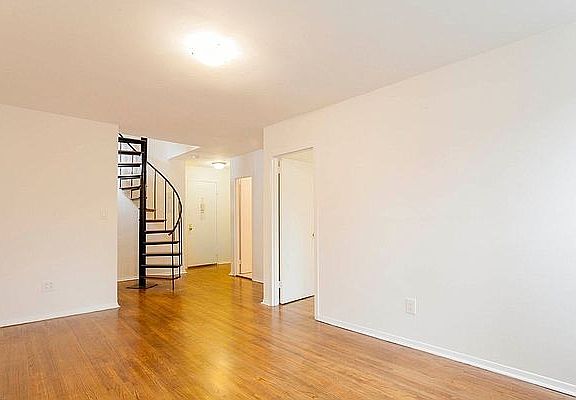 5th image of 1560 York Ave APT 5A