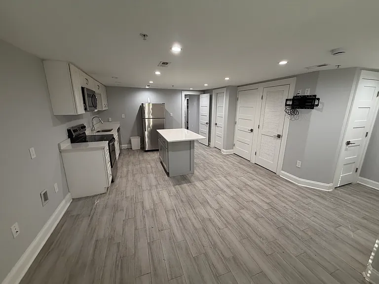 2023 O St NW #1 — Photo 12