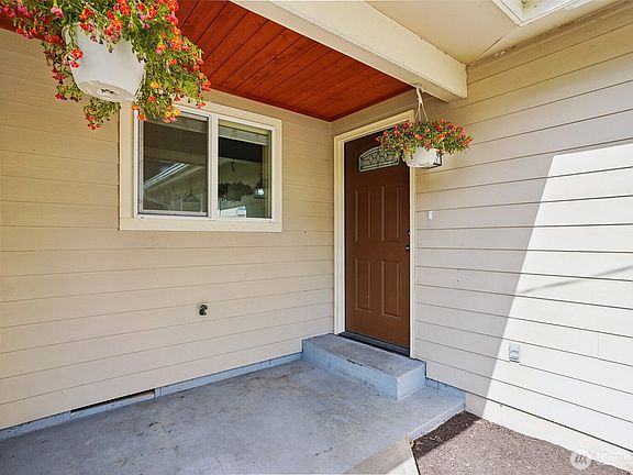3rd image of 1711 7th Avenue SE