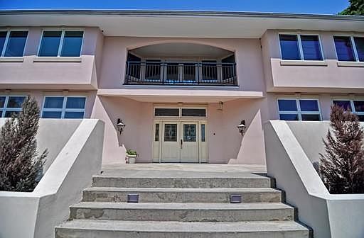 4th image of 653 Blue Hill Ave