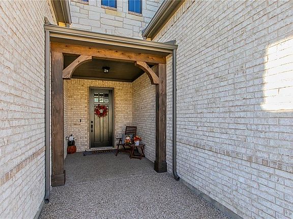 3rd image of 55 Cedar Creek Ct