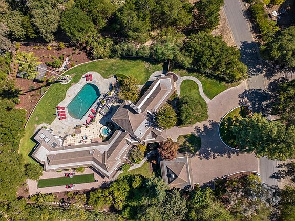 2nd image of 26937 Almaden Ct
