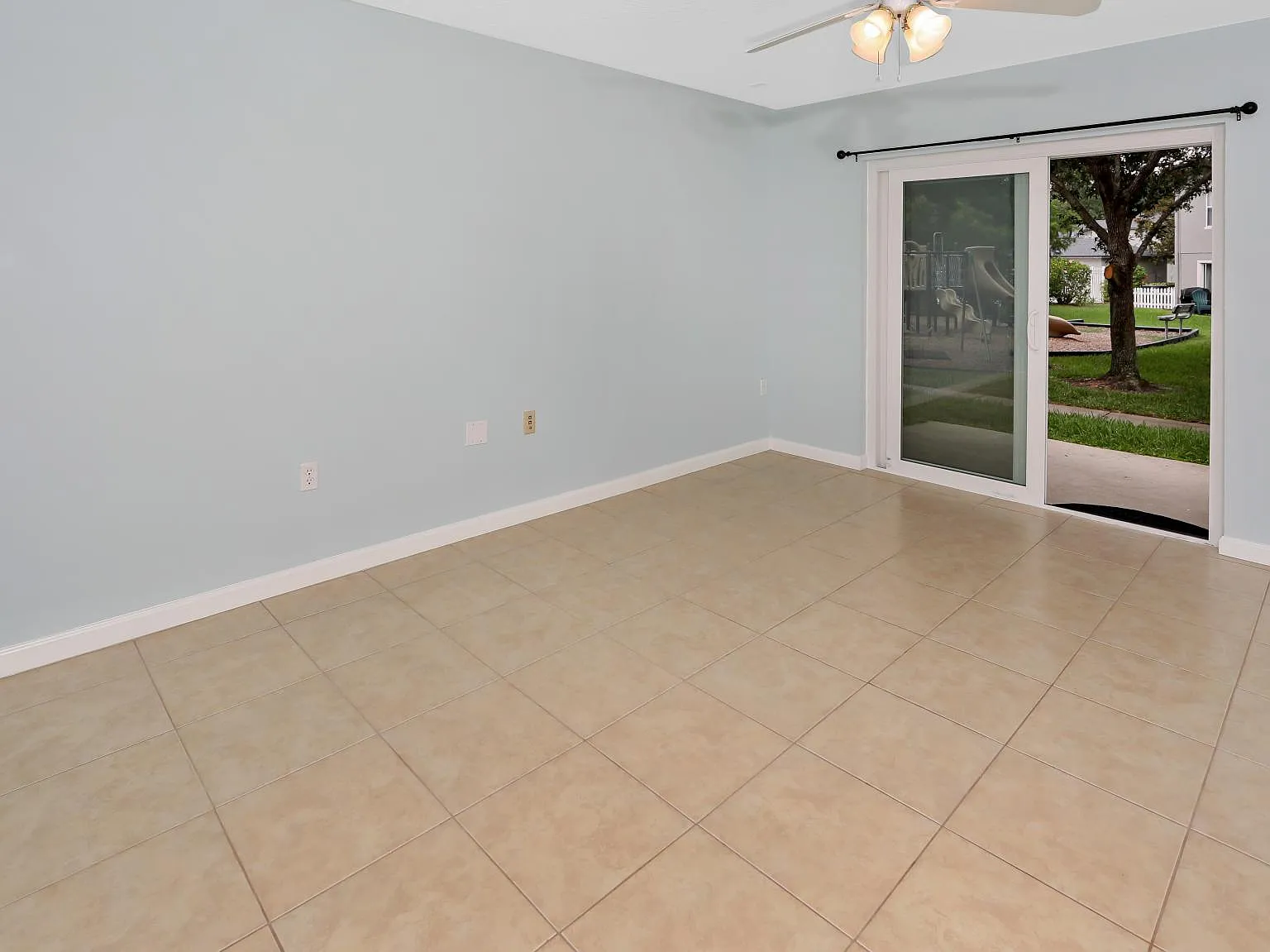 451 Tradition Ln — Photo 4