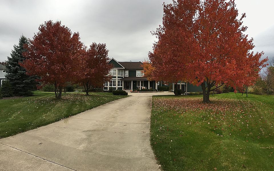 1st image of 4954 High Meadow Ln