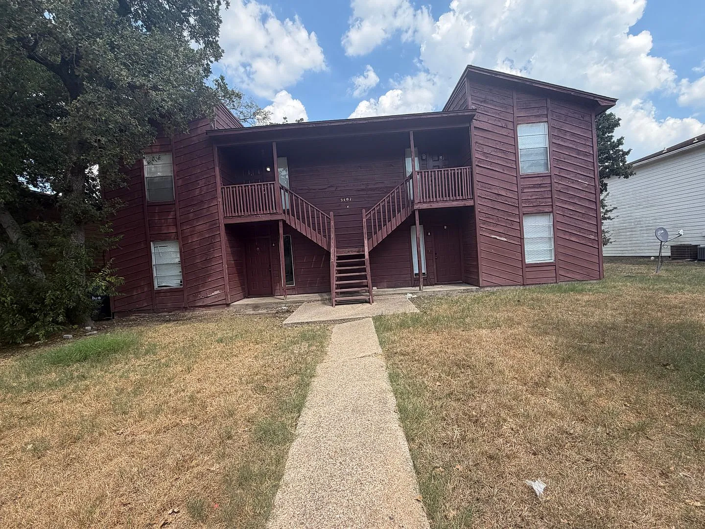2407 Bandera — Photo 1