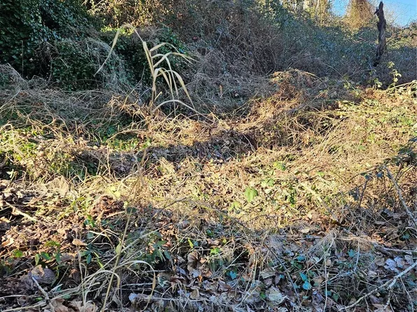 13610 Macadam Road S, Tukwila, WA 98168