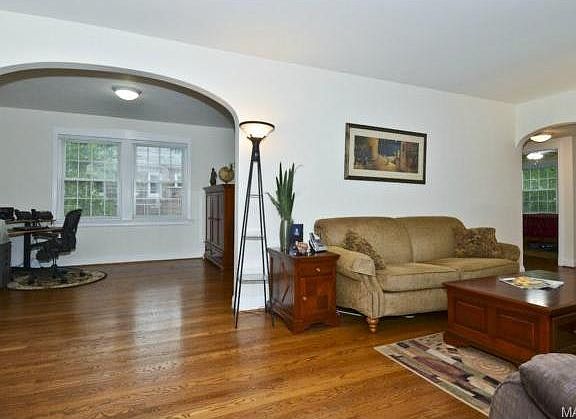 Light Filled Large Living and Dining Space