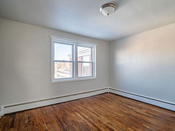 5th image of 52 Linda Dr APT 5