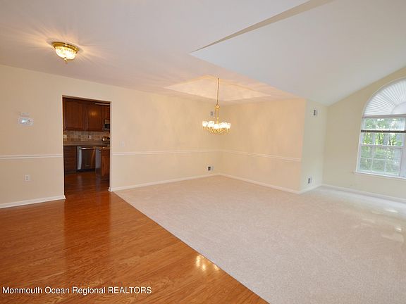 5th image of 3629 Vicari Avenue