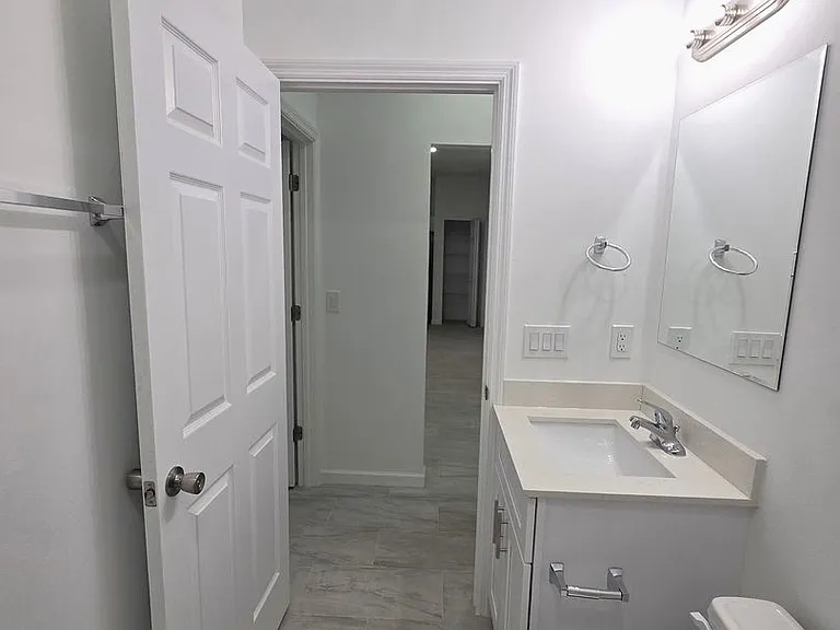 444 Genoa Ave S — Photo 26
