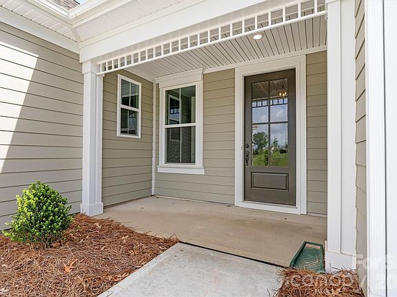 3rd image of 13417 Cozy Ct