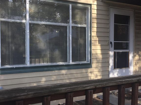 2nd image of 3404 Montclair Ave Unit 1