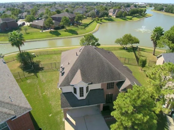 17243 Desert Maize Ln, Houston, TX 77095